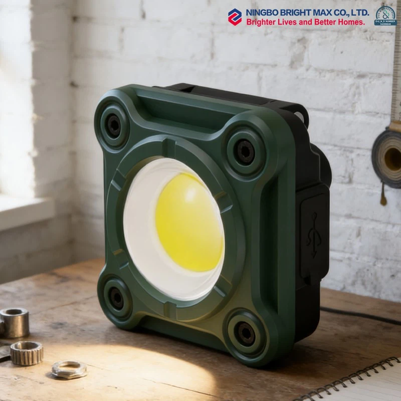 DIY Work Light Portable DIY Work Light Portable