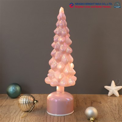 Árboles de cristal iluminados